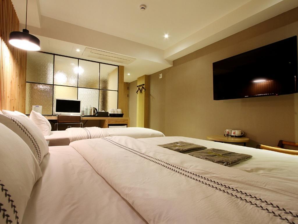 Donggyeong Hotel Seoul Room photo